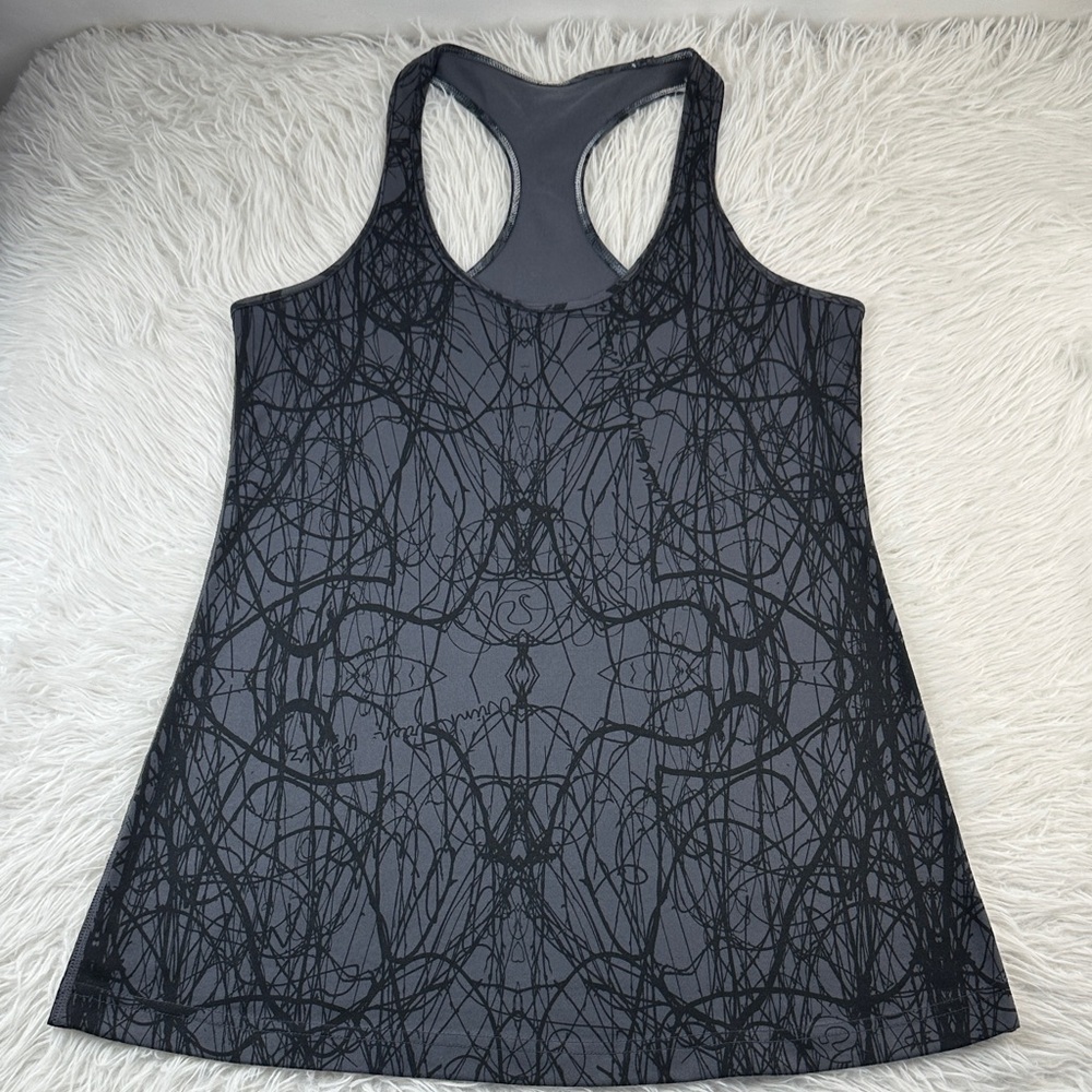 Lululemon Cool Racerback Black & Grey Abstract Print Tank Top Size 8/10